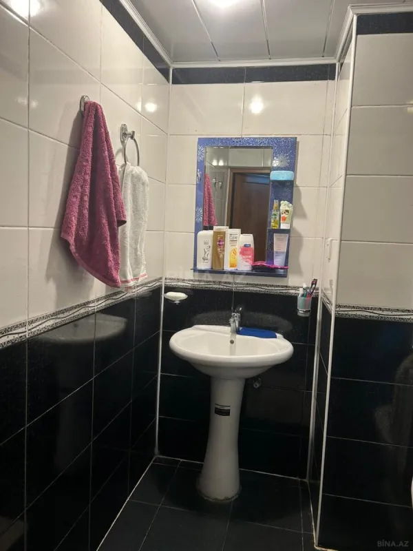 Satılır 2 otaqlı mənzil 66 m²