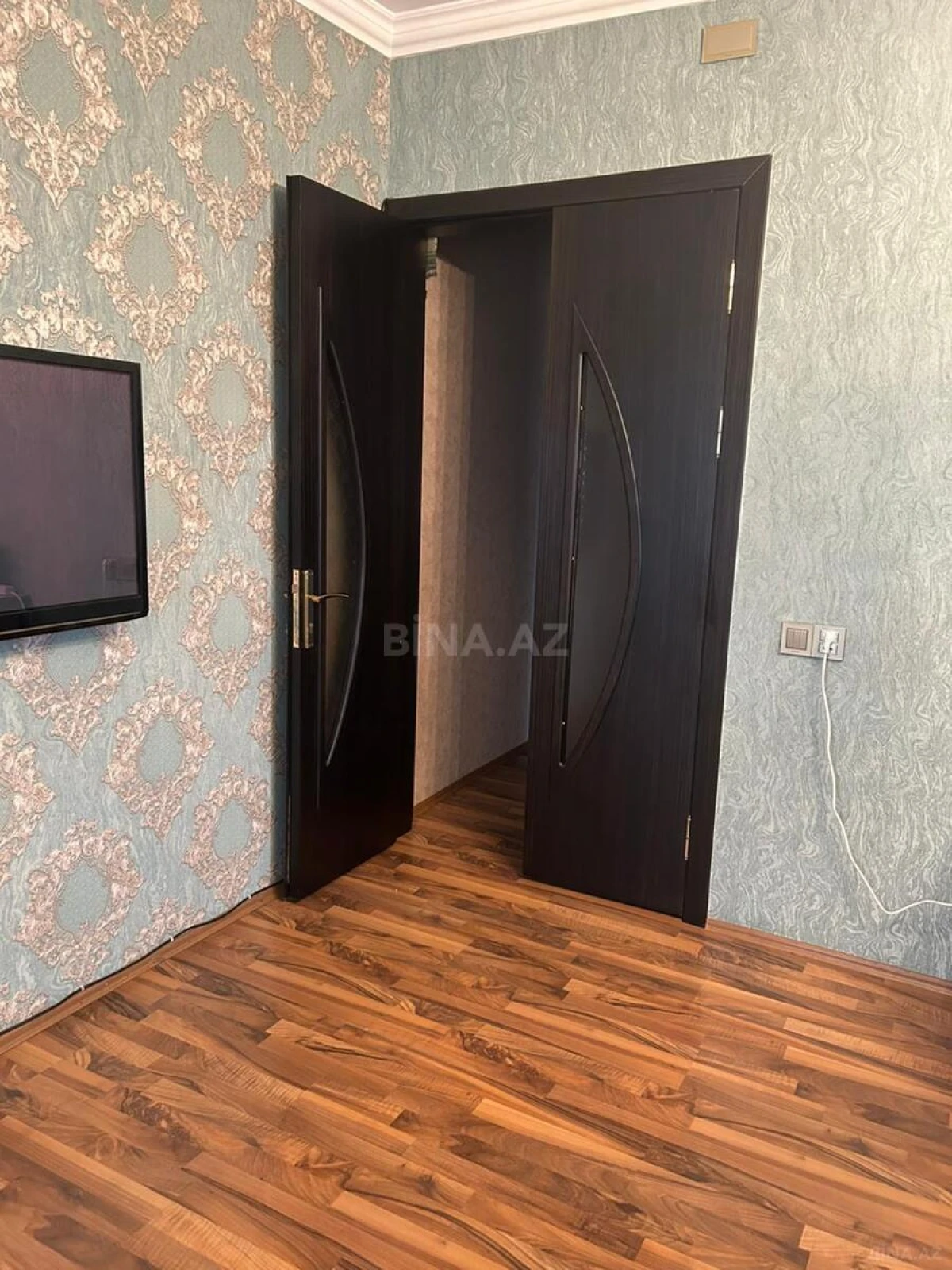 Satılır 2 otaqlı mənzil 66 m²
