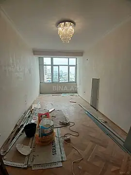 Satılır 3 otaqlı mənzil 154 m²