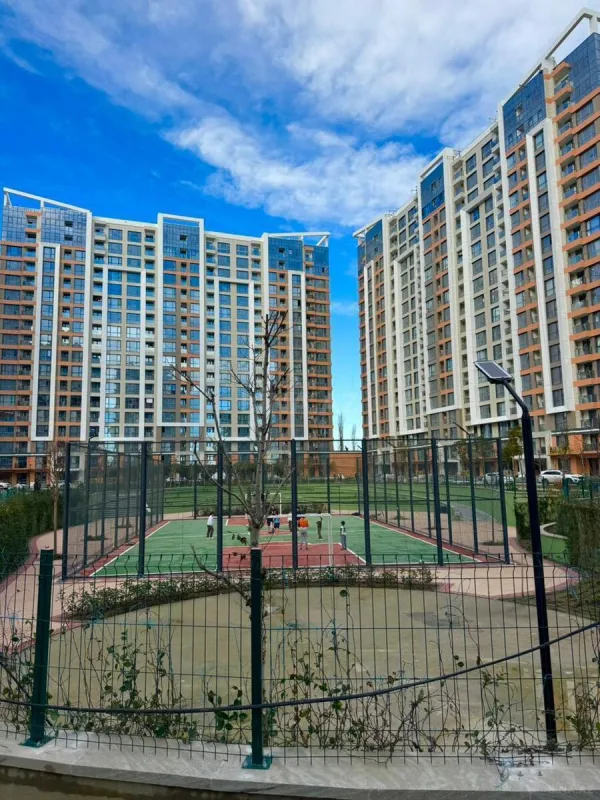 Satılır 2 otaqlı mənzil 62 m²