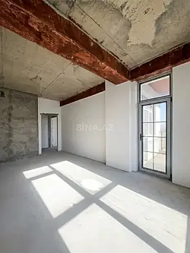 Satılır 3 otaqlı mənzil 132 m²