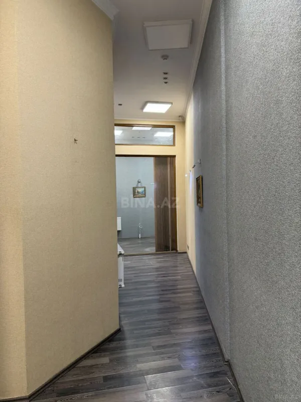 Kirayə verilir 5 otaqlı ofis 120 m²