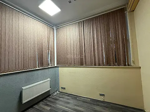 Kirayə verilir 5 otaqlı ofis 120 m²