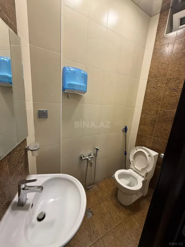 Kirayə verilir 5 otaqlı ofis 120 m²