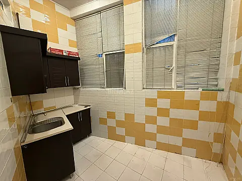 Kirayə verilir 5 otaqlı ofis 120 m²