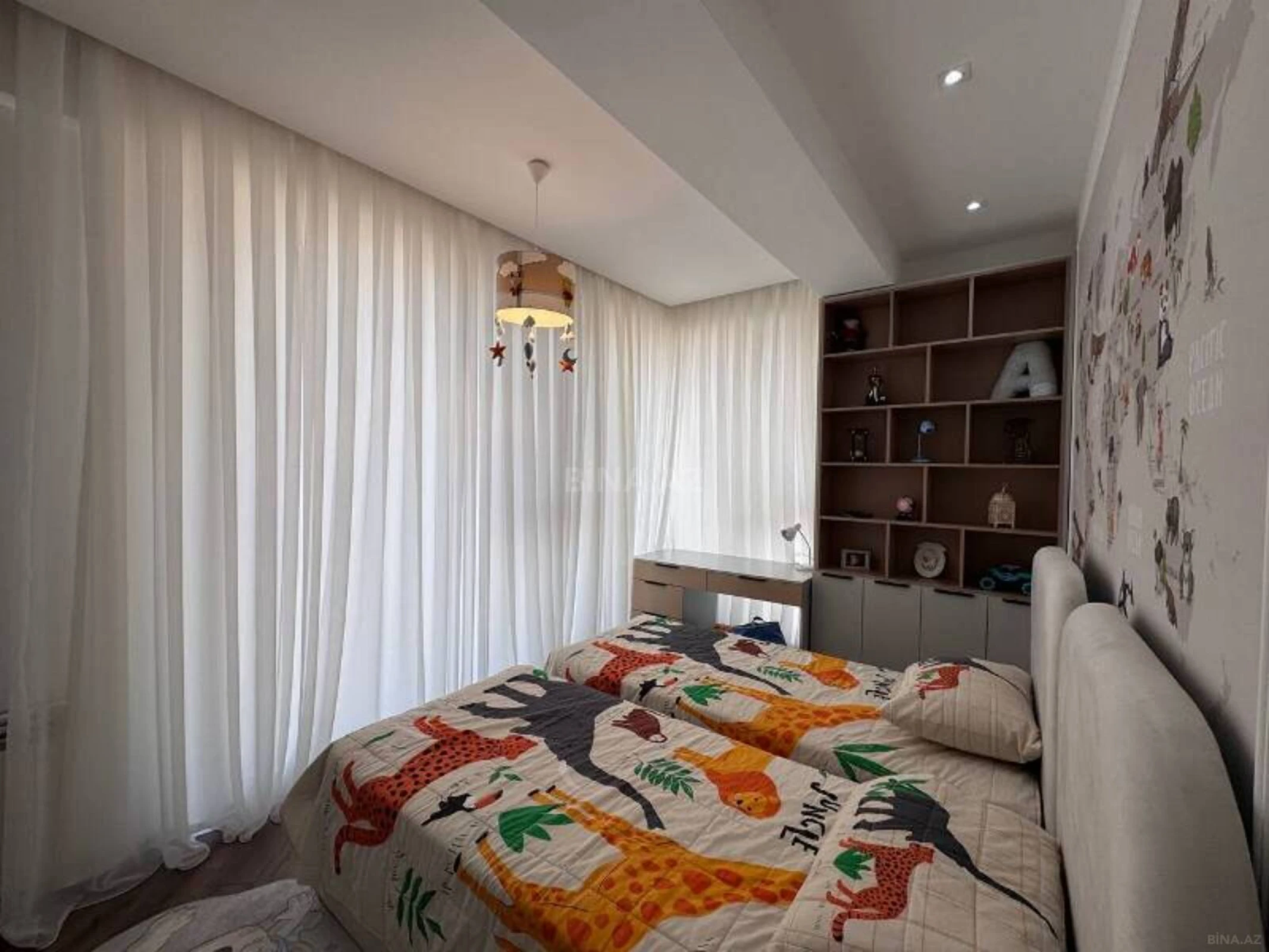 Satılır 3 otaqlı mənzil 77.1 m²