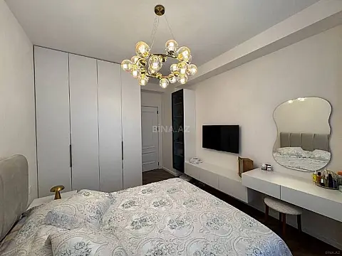Satılır 3 otaqlı mənzil 77.1 m²