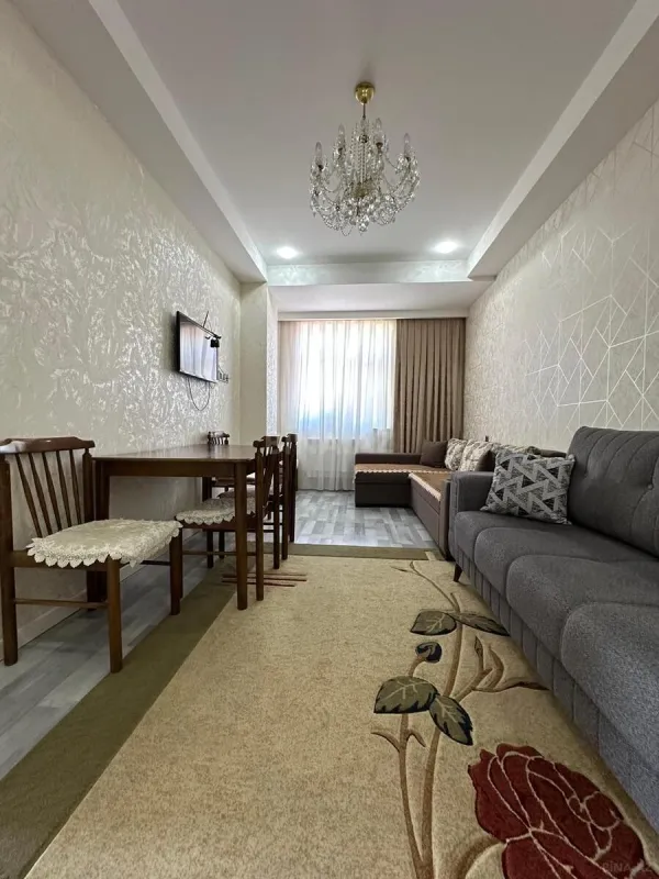 Satılır 2 otaqlı mənzil 60 m²