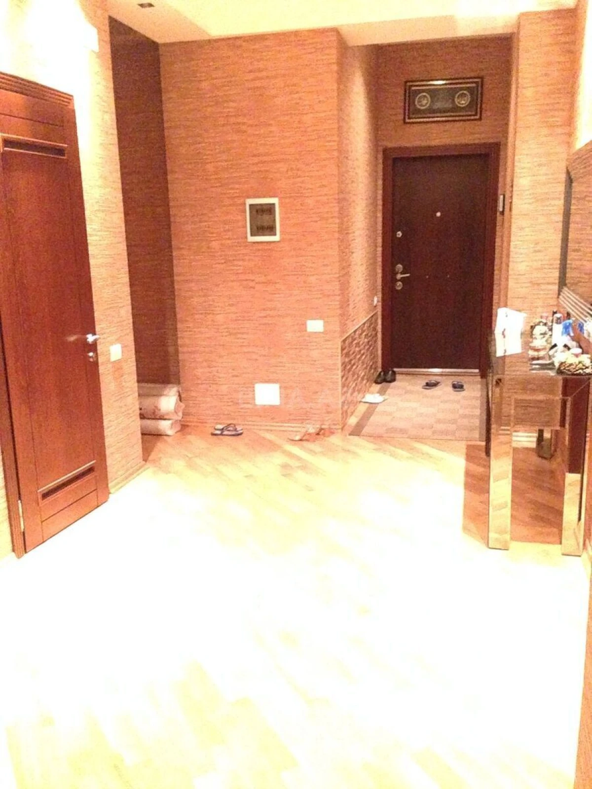 Satılır 3 otaqlı mənzil 127 m²