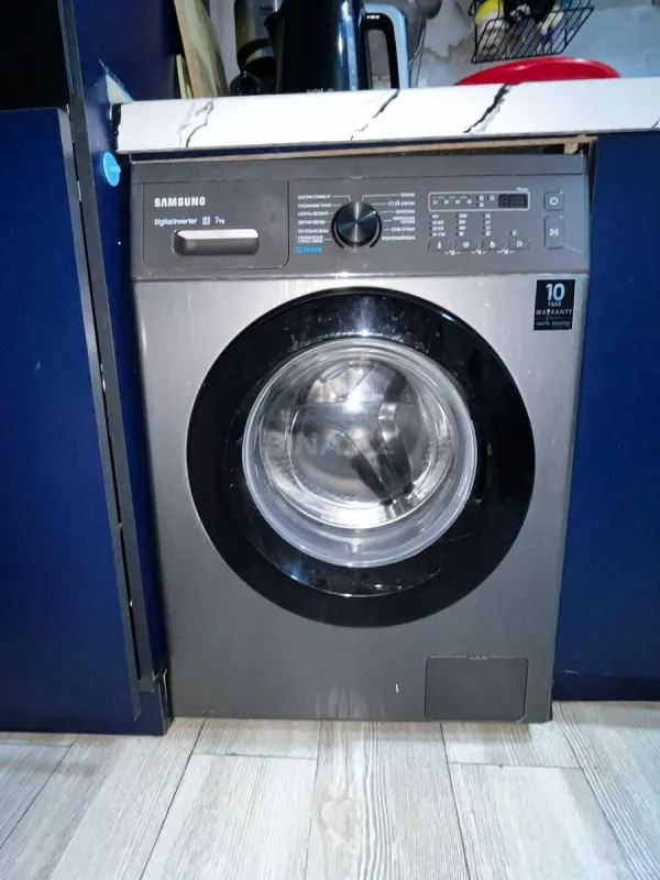 Satılır 2 otaqlı mənzil 90 m²