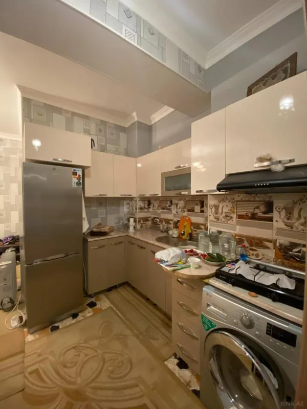 Satılır 2 otaqlı mənzil 75 m²