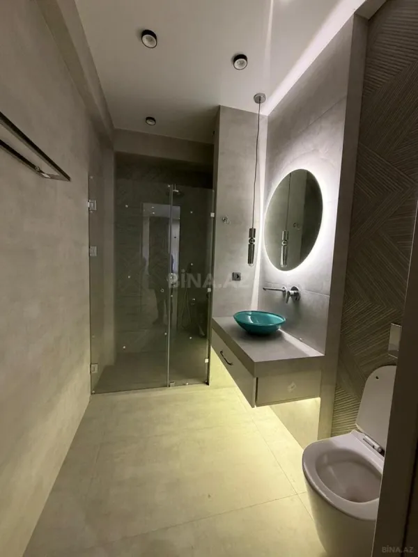 Satılır 2 otaqlı mənzil 105 m²