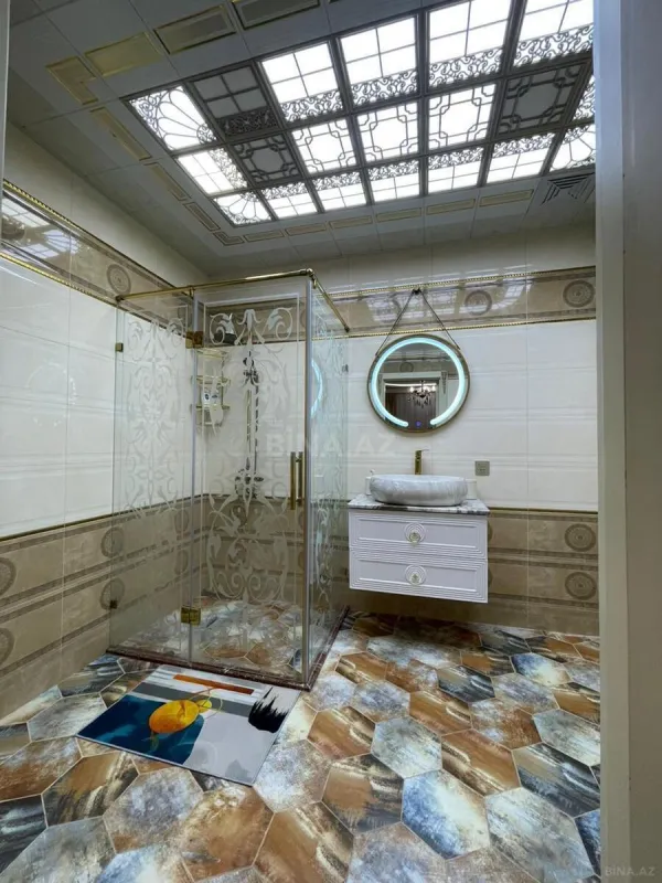 Satılır 3 otaqlı mənzil 165 m²