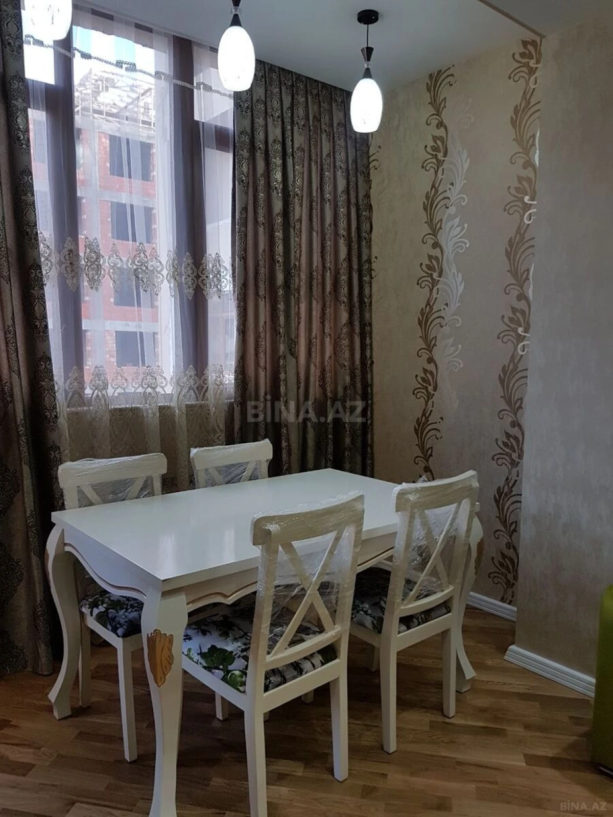 Kirayə verilir 2 otaqlı mənzil 53 m²