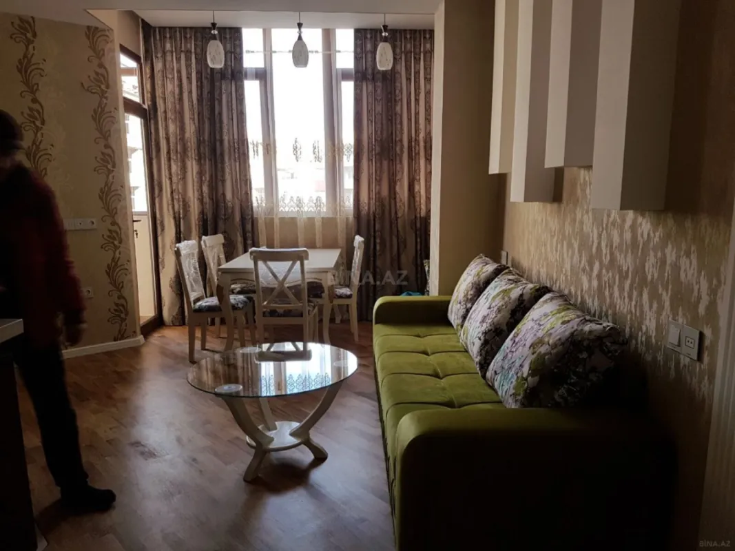 Kirayə verilir 2 otaqlı mənzil 53 m²