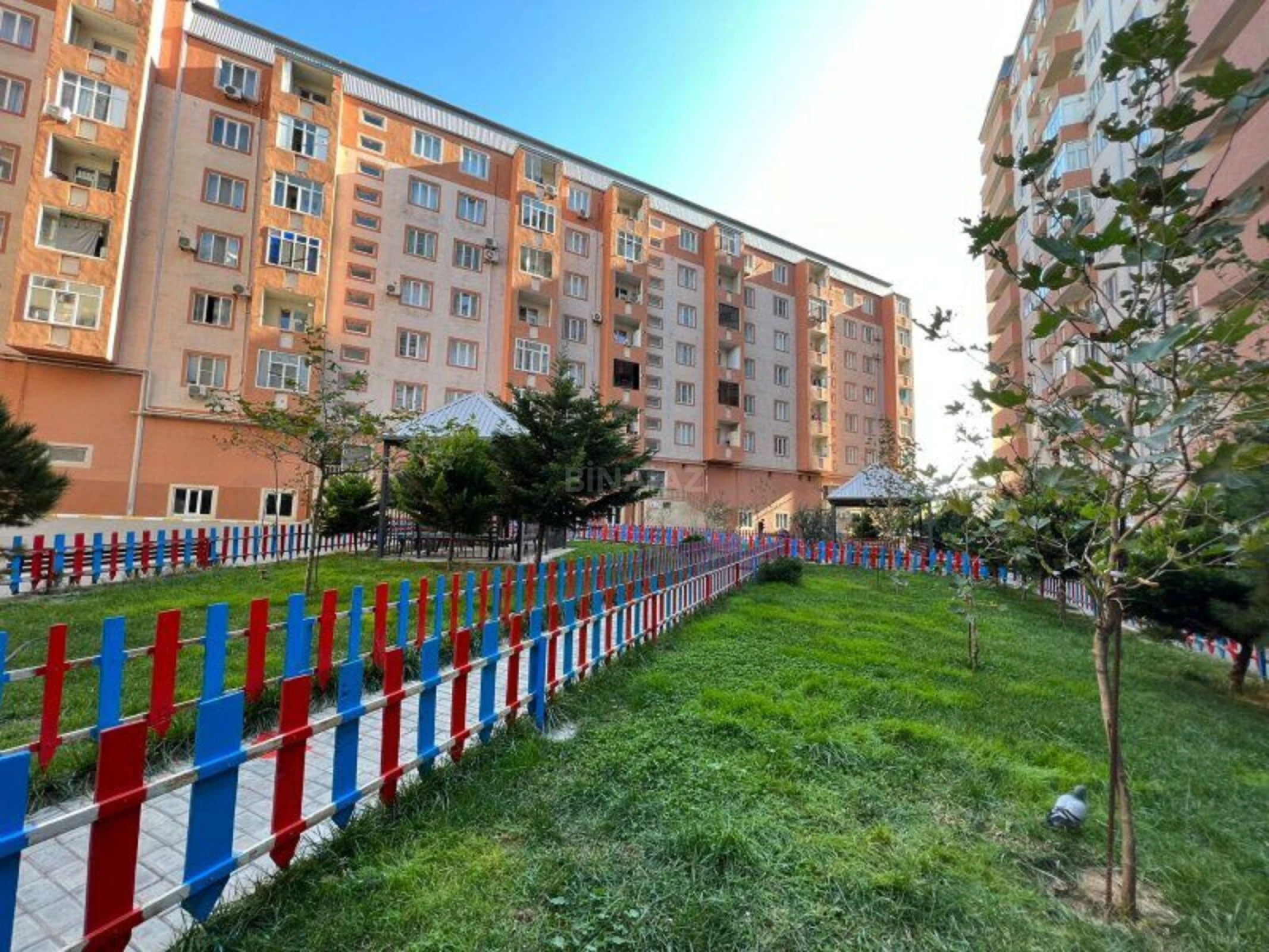 Satılır 2 otaqlı mənzil 65 m²