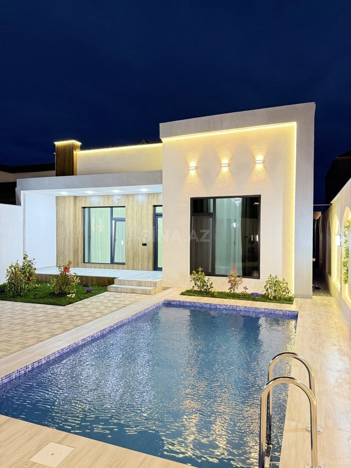 Satılır 4 otaqlı həyət evi 155 m²