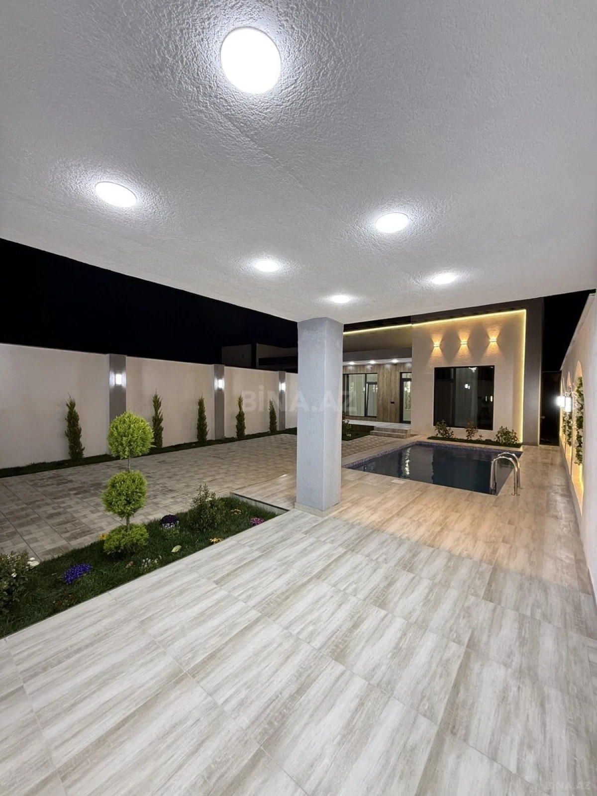 Satılır 4 otaqlı həyət evi 155 m²