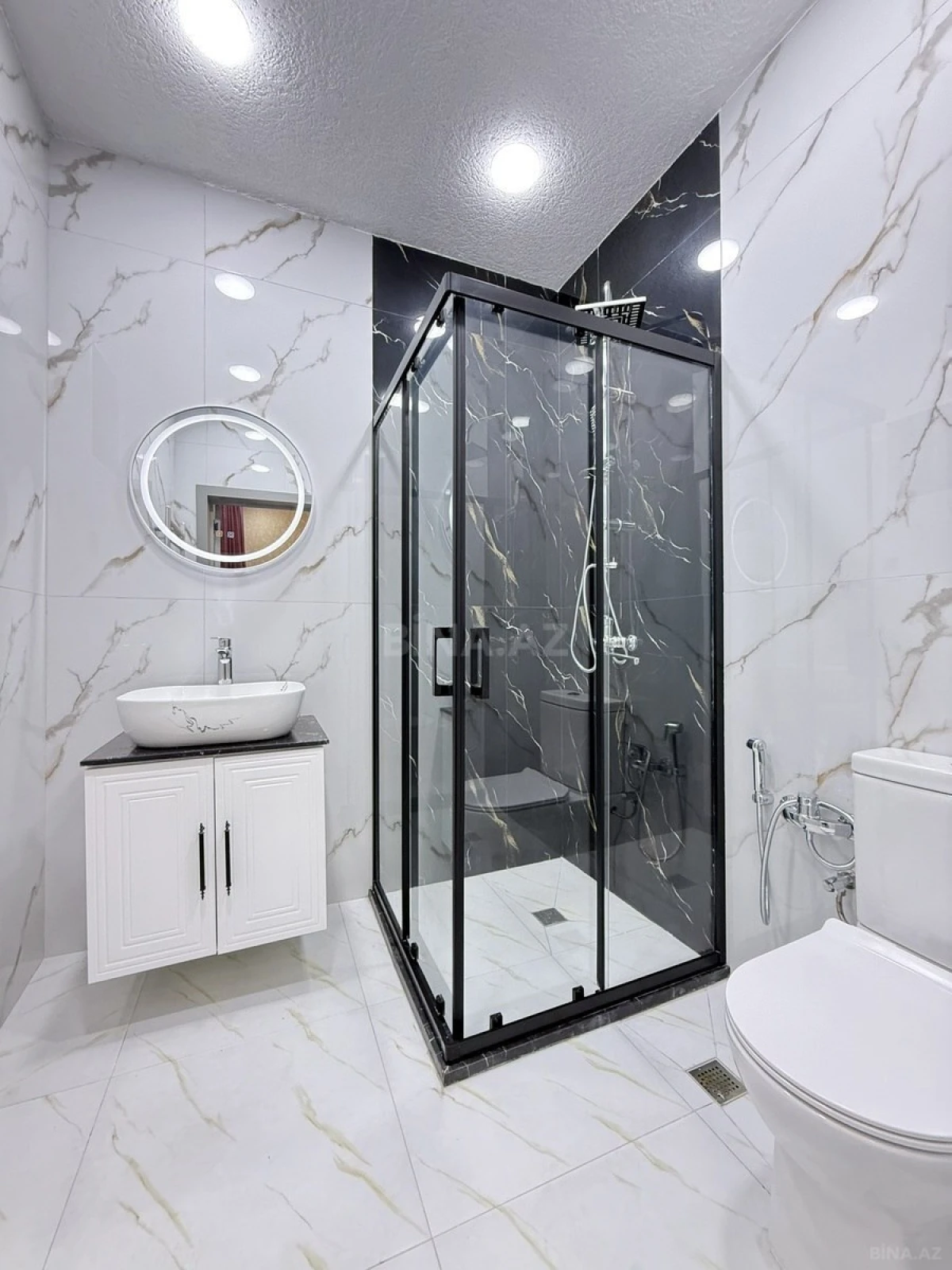 Satılır 4 otaqlı həyət evi 155 m²