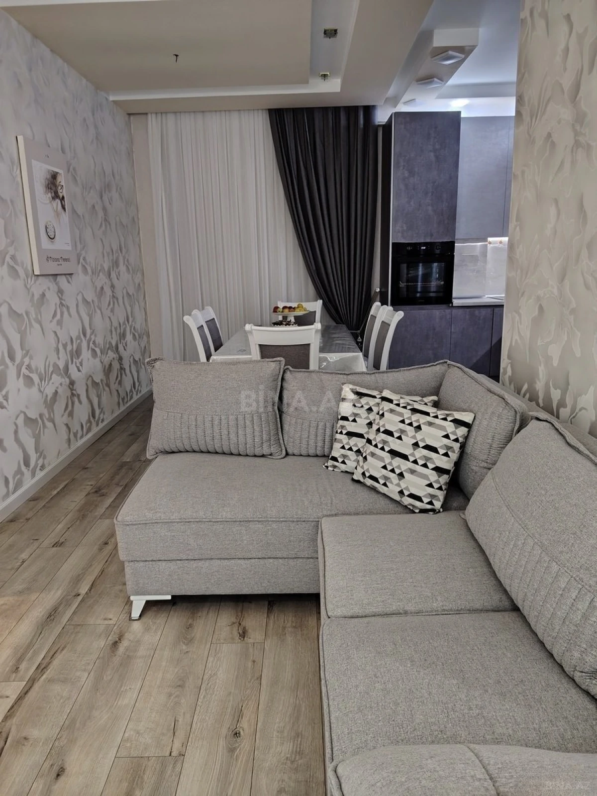 Satılır 3 otaqlı mənzil 70 m²