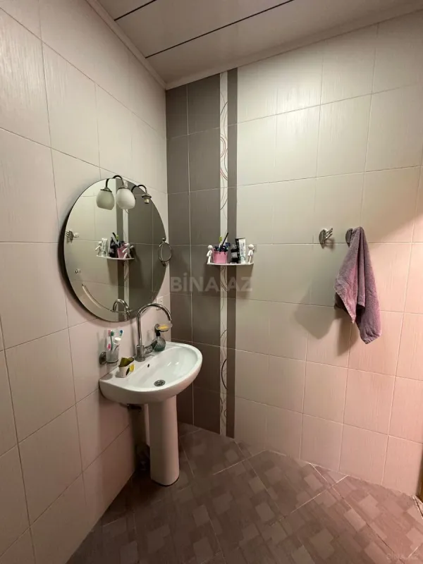 Satılır 4 otaqlı mənzil 120 m²