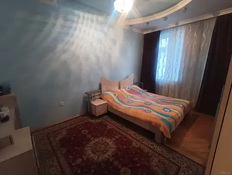 Satılır 2 otaqlı mənzil 100 m²