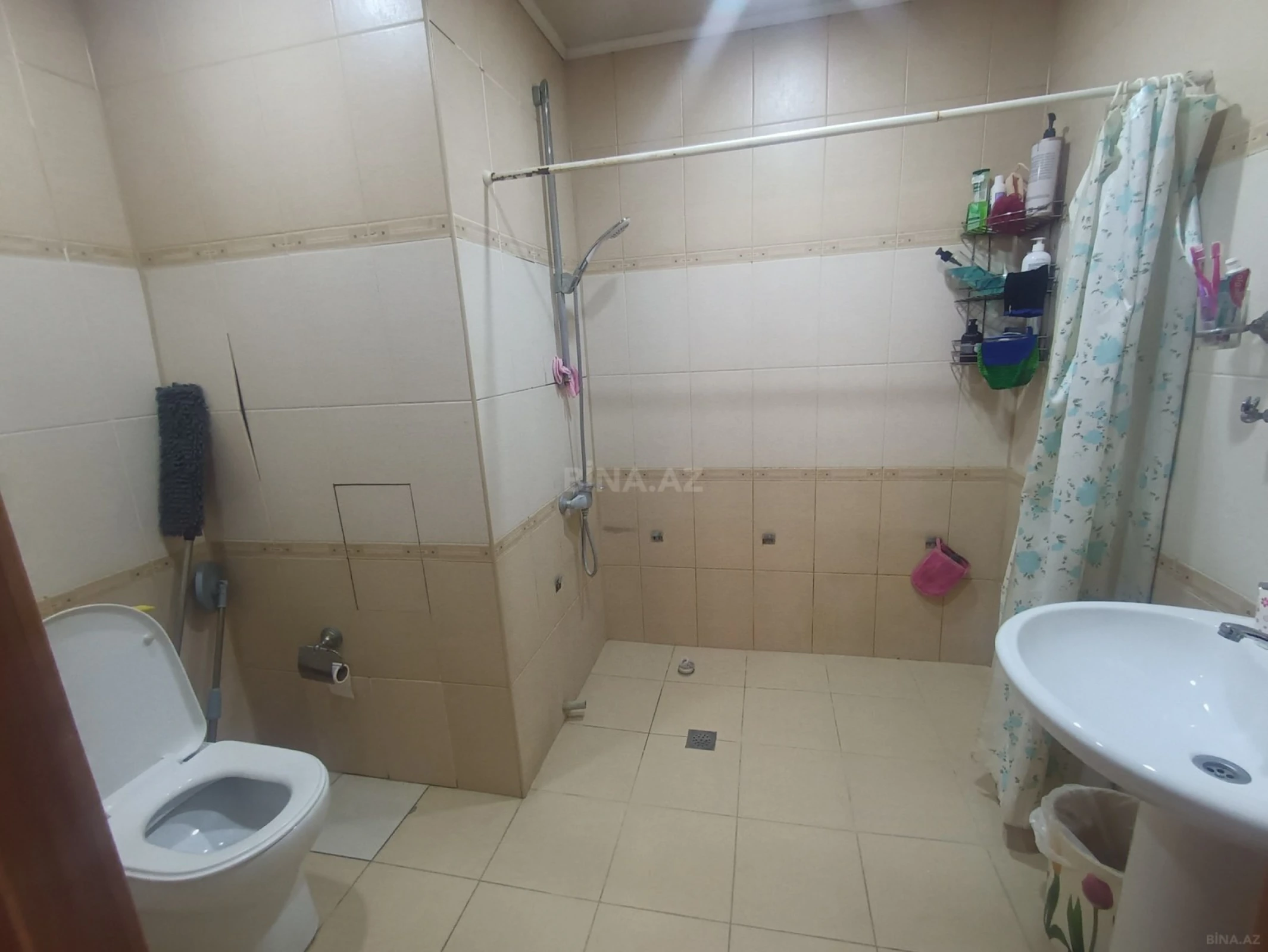 Satılır 2 otaqlı mənzil 100 m²