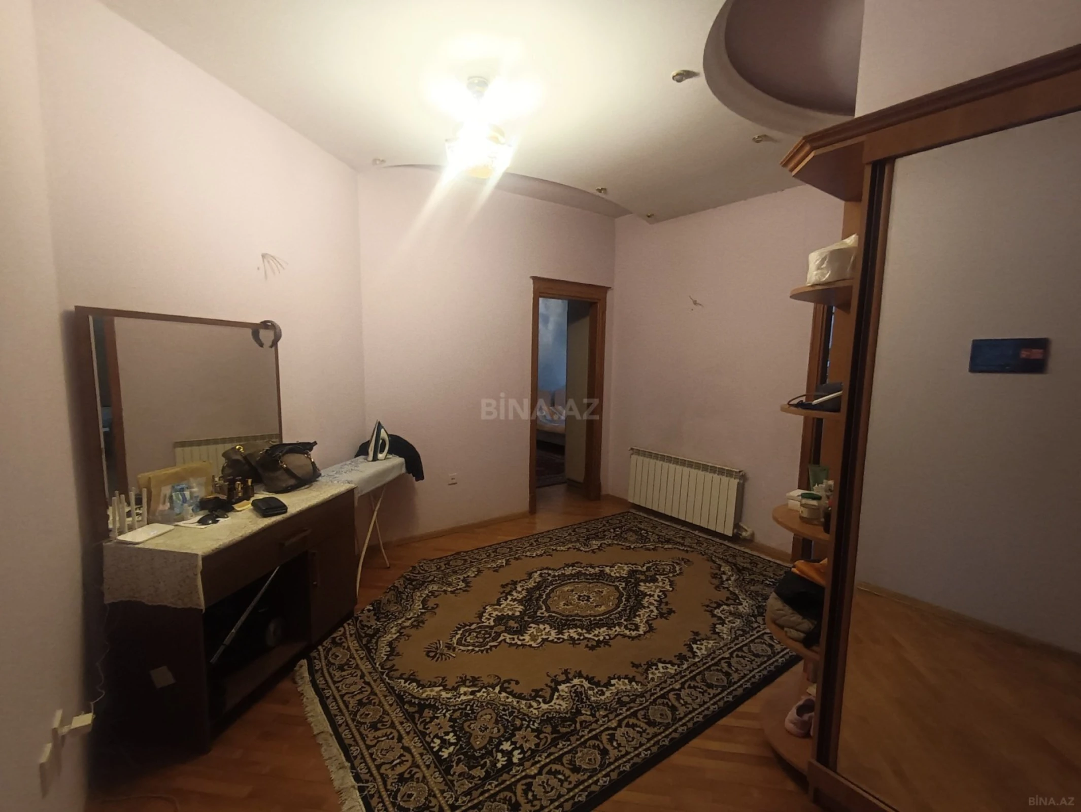 Satılır 2 otaqlı mənzil 100 m²