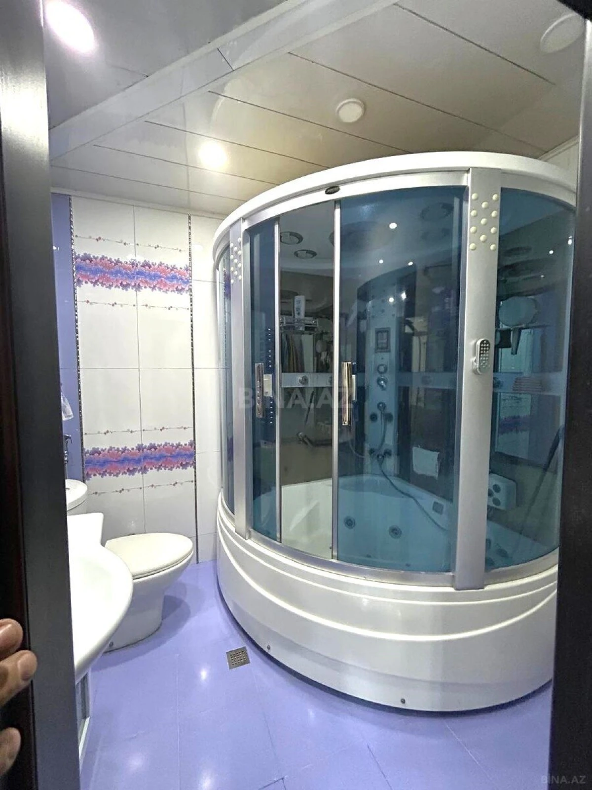 Satılır 3 otaqlı mənzil 128 m²