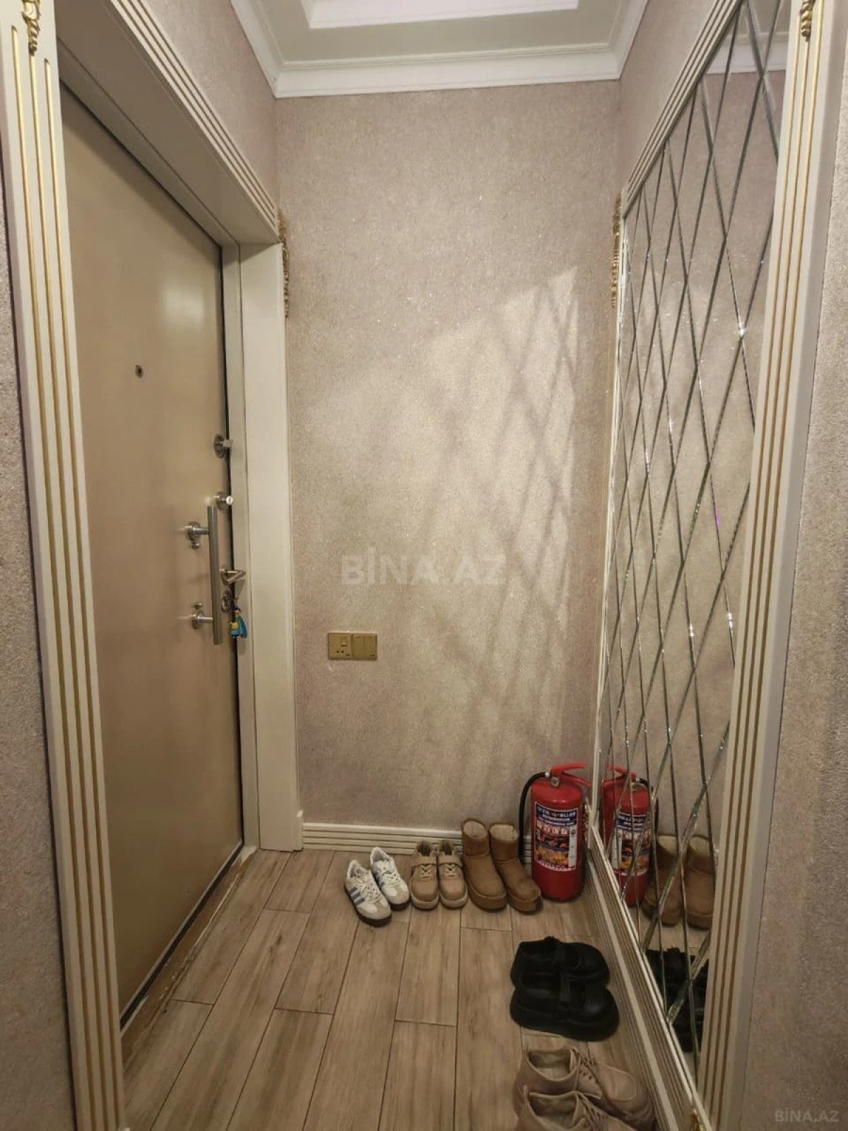 Satılır 3 otaqlı mənzil 80 m²