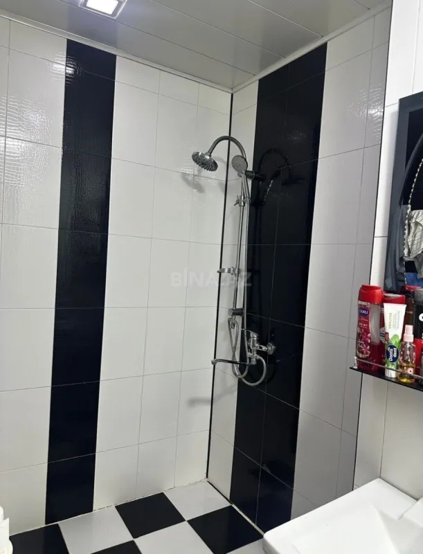 Satılır 2 otaqlı mənzil 90 m²
