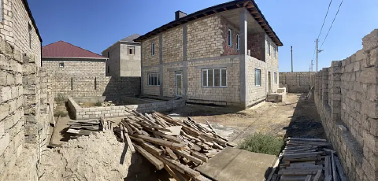 Satılır 7 otaqlı həyət evi 280 m² — Bakı 7 otaq 280.00 m²