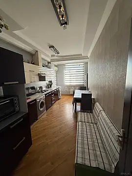 Satılır 4 otaqlı mənzil 300 m²