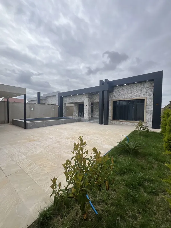 Satılır 4 otaqlı həyət evi 150 m²