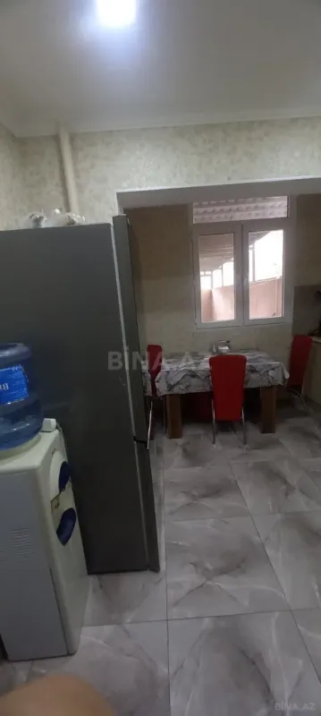 Kirayə verilir 4 otaqlı mənzil 90 m²