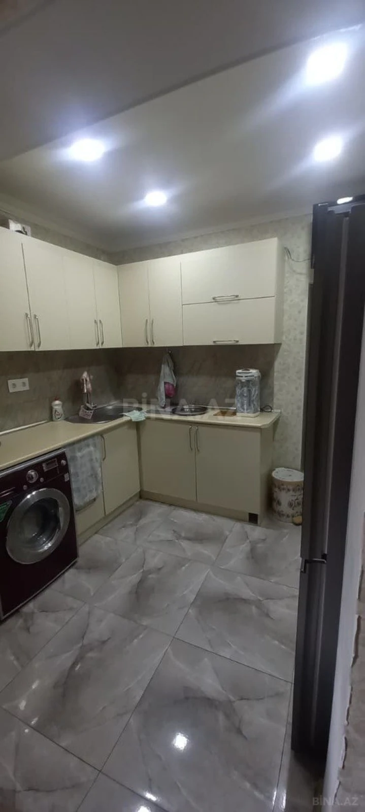 Kirayə verilir 4 otaqlı mənzil 90 m²