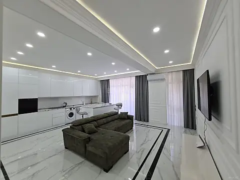 Kirayə verilir 3 otaqlı mənzil 120 m²