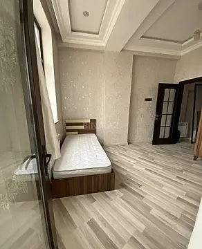 Satılır 3 otaqlı mənzil 112 m²