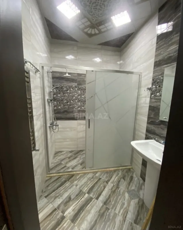 Satılır 3 otaqlı mənzil 112 m²