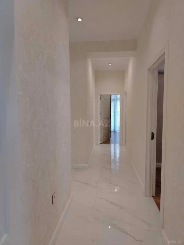 Satılır 3 otaqlı mənzil 102 m²