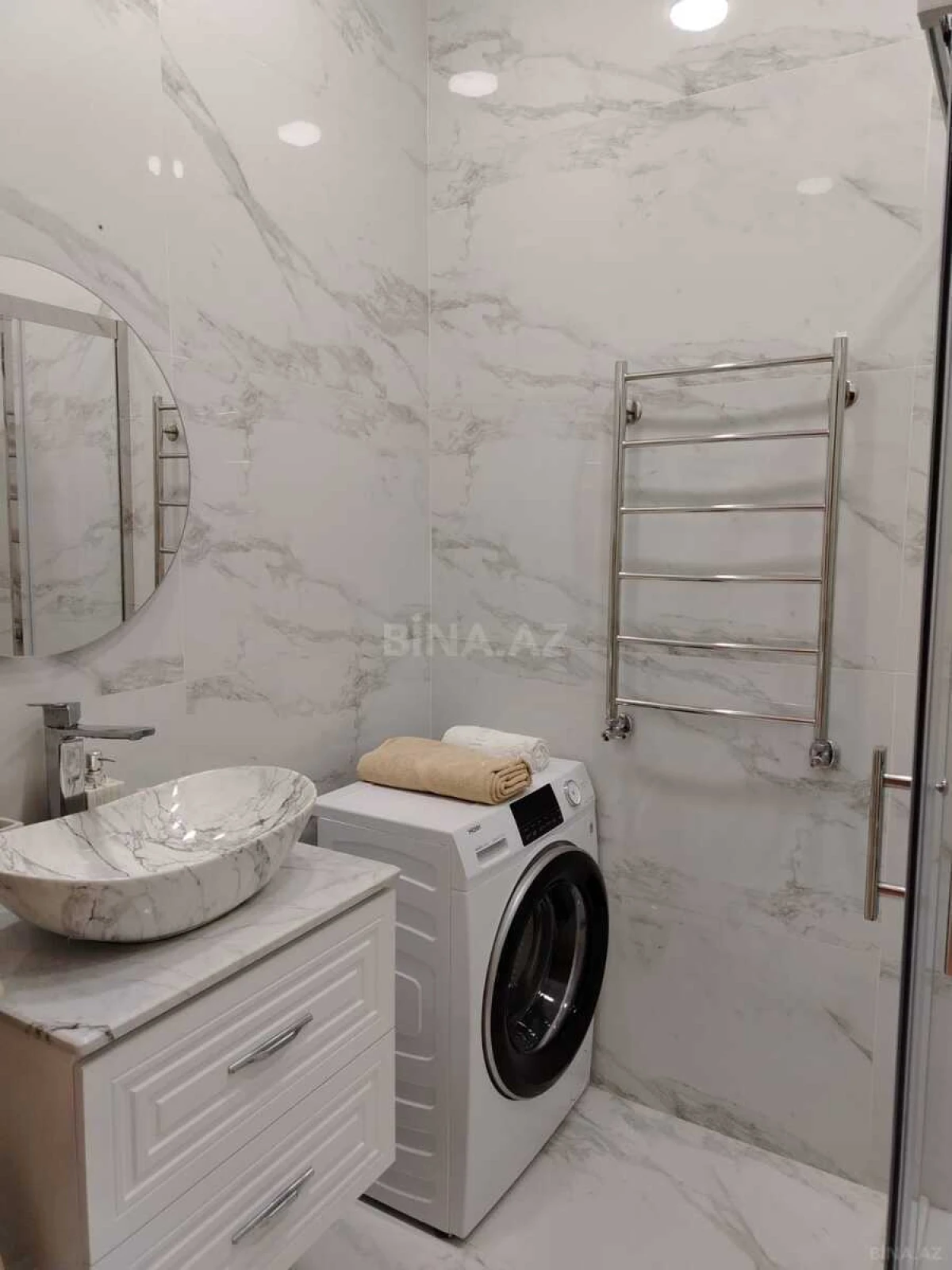 Satılır 3 otaqlı mənzil 102 m²