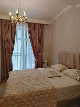 Satılır 3 otaqlı mənzil 102 m²