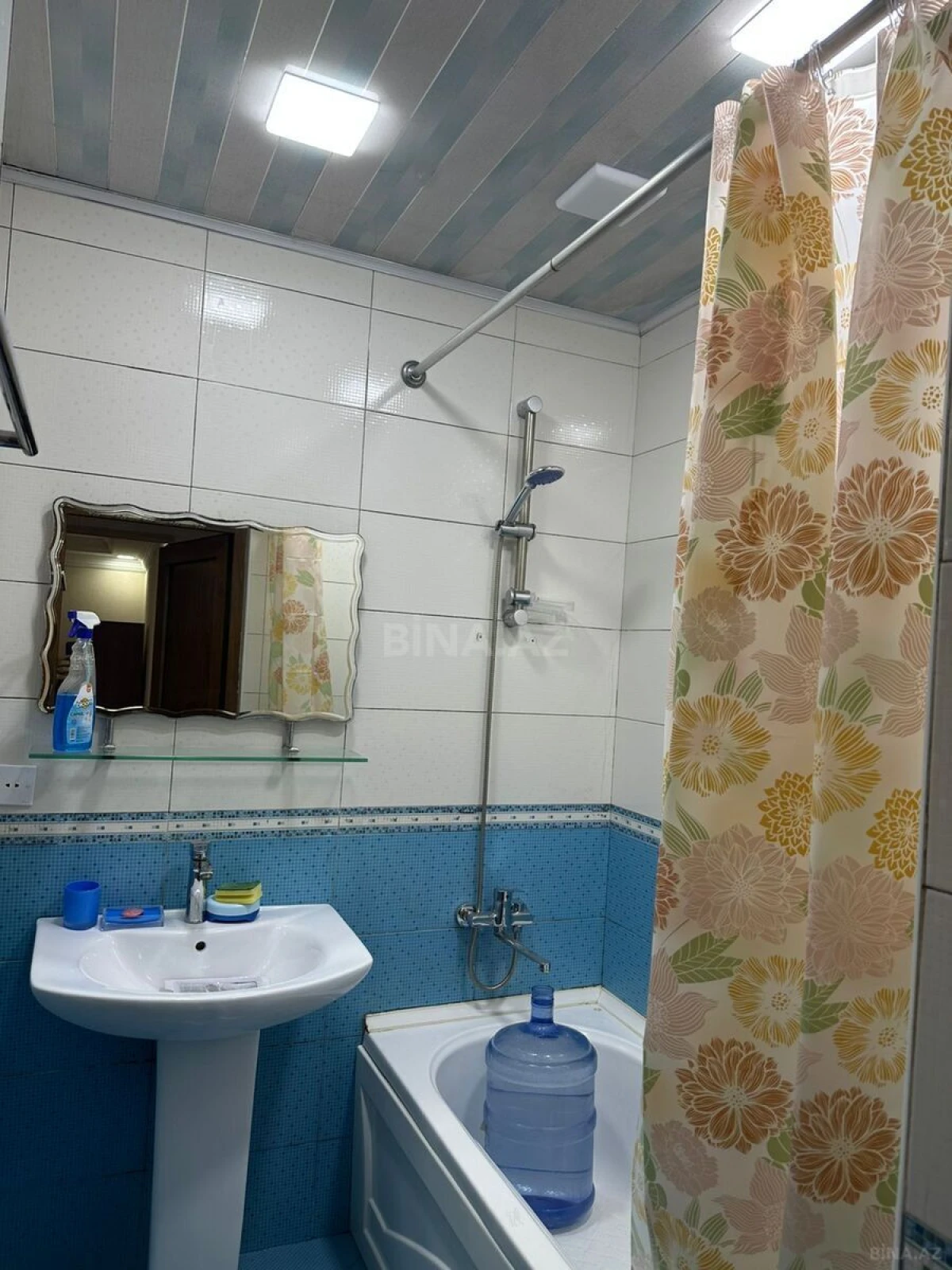 Kirayə verilir 3 otaqlı mənzil 75 m²