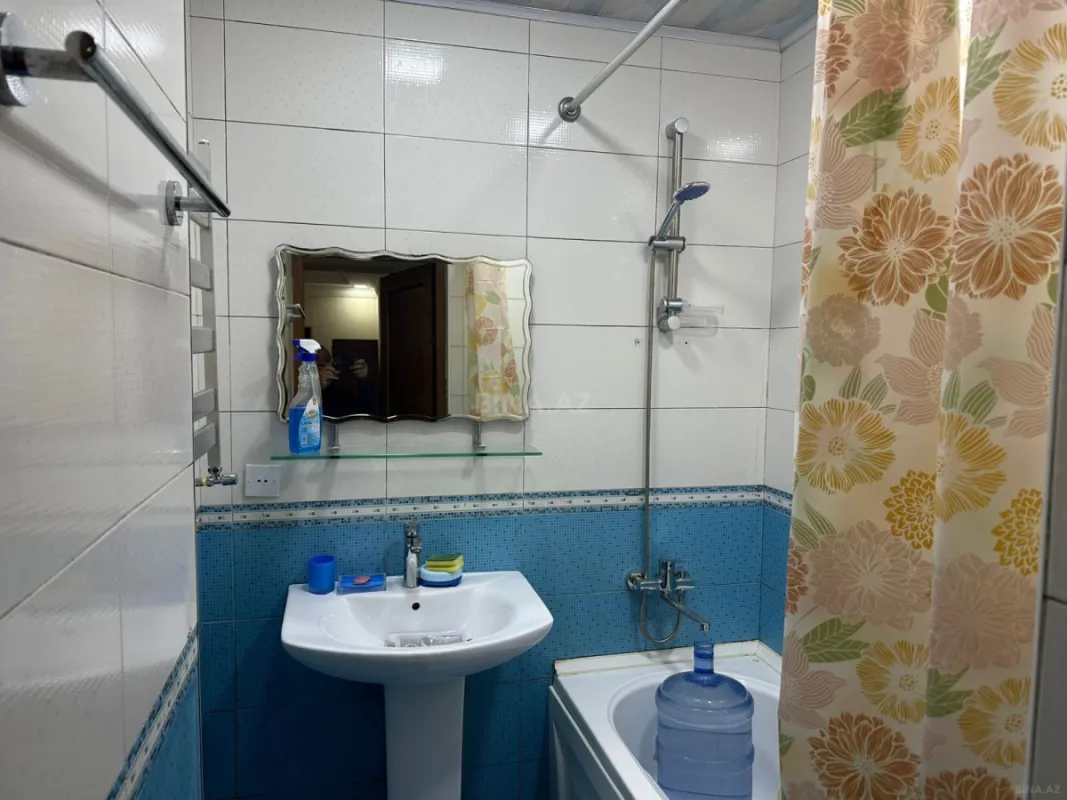 Kirayə verilir 3 otaqlı mənzil 75 m²