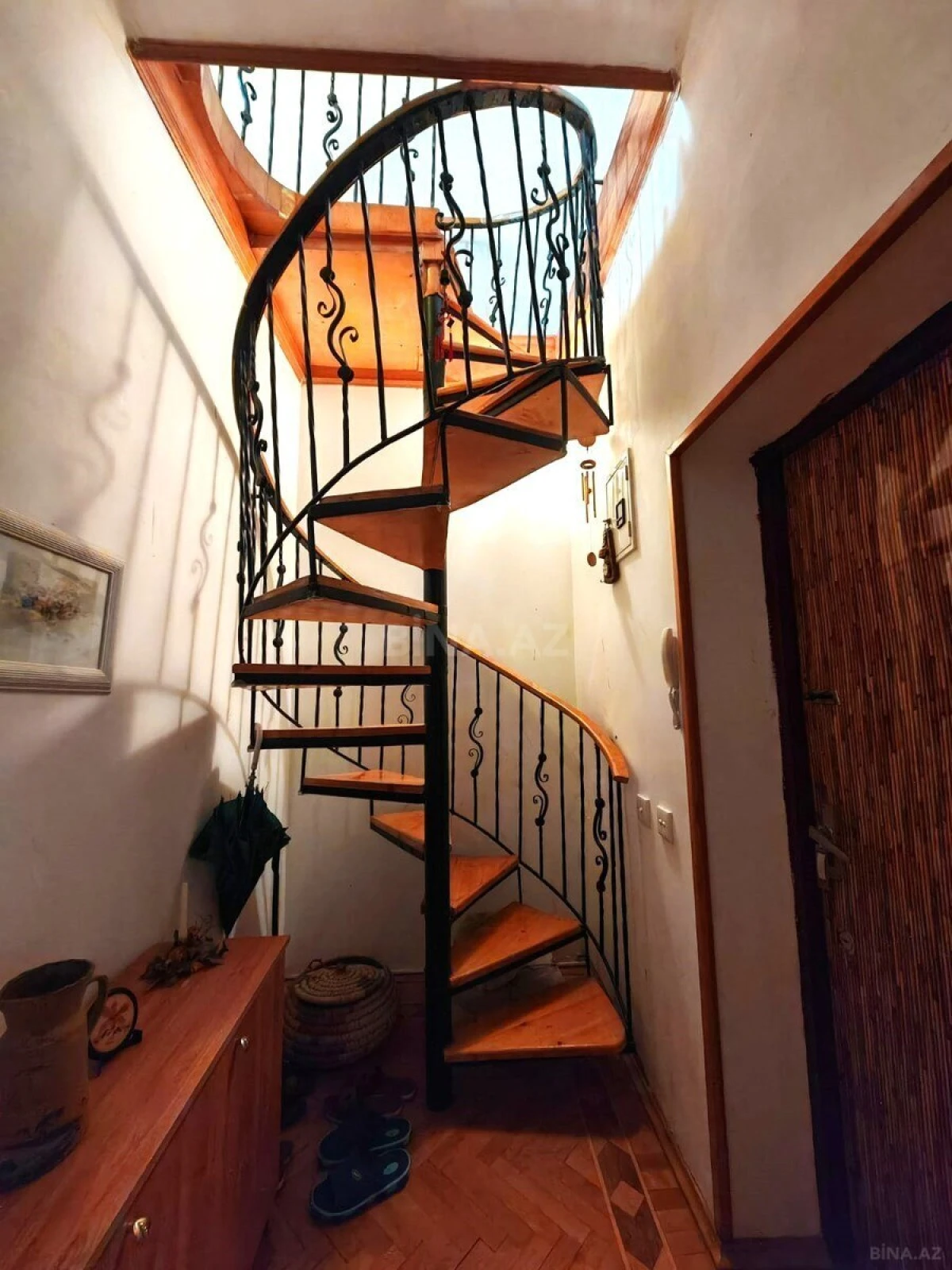 Satılır 4 otaqlı mənzil 150 m²