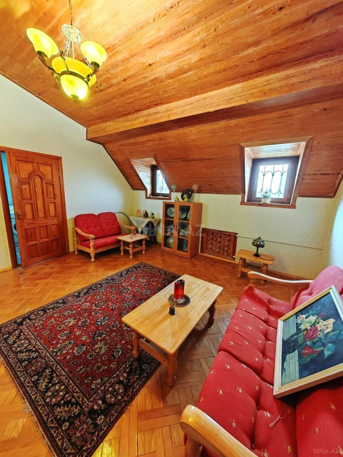 Satılır 4 otaqlı mənzil 150 m²