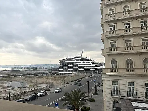 Satılır 3 otaqlı mənzil 112.4 m²