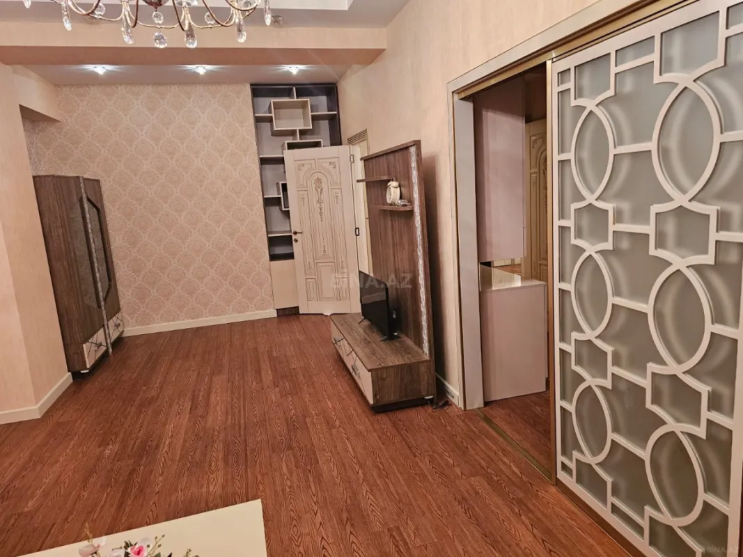 Kirayə verilir 3 otaqlı mənzil 110 m²