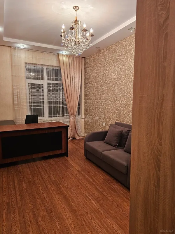 Kirayə verilir 3 otaqlı mənzil 110 m²