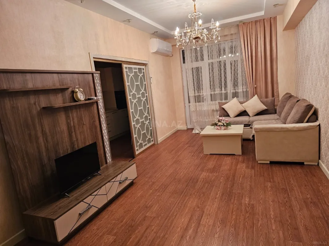Kirayə verilir 3 otaqlı mənzil 110 m²